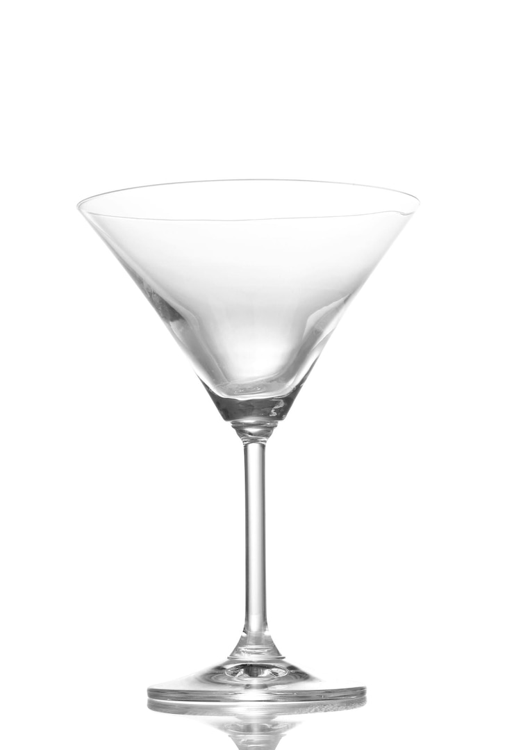 Foto leeres martini-glas getrennt auf weiß