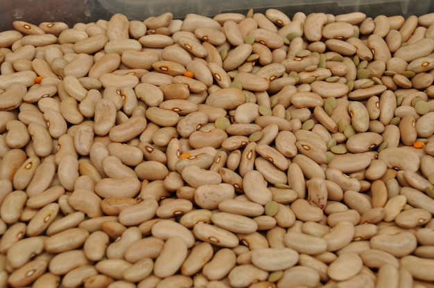 Legumbres en un mercado portugués