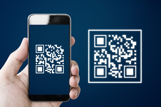 Foto leitura de código qr usando smartphone