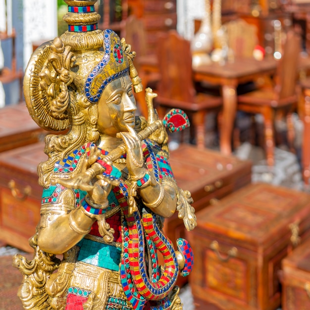 Lembrança tradicional da Índia é a figura da deusa Shiva.