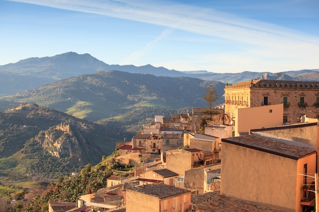 Leonforte, Sicilia