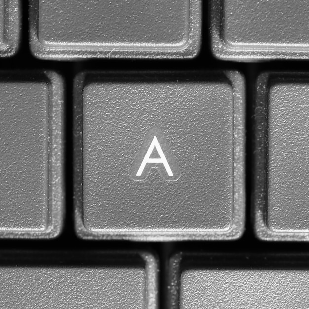 Foto letra a no teclado do computador