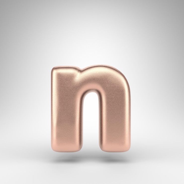Foto letra n minúscula sobre fondo blanco. fuente renderizada 3d de cobre mate con textura metálica brillante.