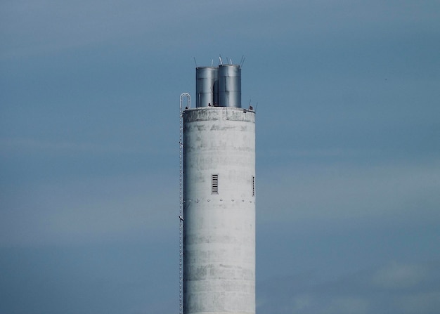 Leuchtturm gegen den Himmel