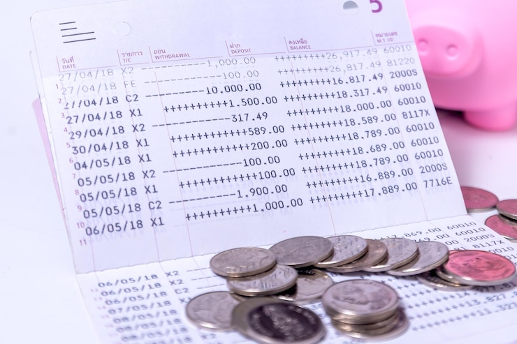 Foto libreta bancaria y banco de cuentas, ahorre dinero y banca de cuentas para el concepto de finanzas