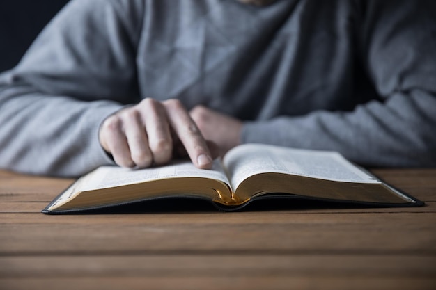 Libro de lectura del hombre