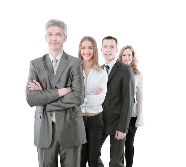 Líder de pie frente al equipo de negocios