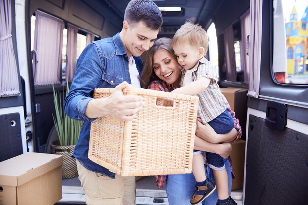 Liebevoller Familienumzug