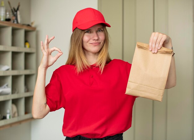 Foto lieferkonzept für junge frauen