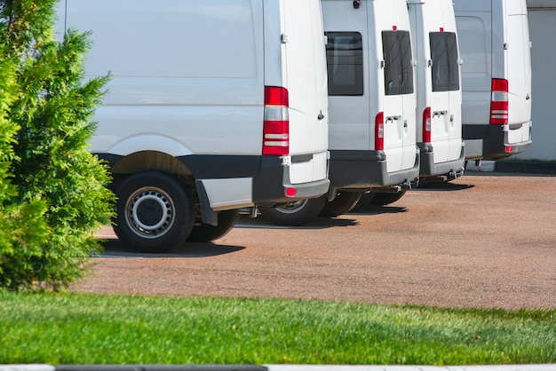 Lieferwagen, Transporter parken