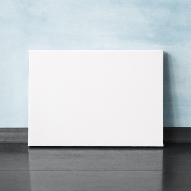 Lienzo en blanco o marco de póster de maqueta
