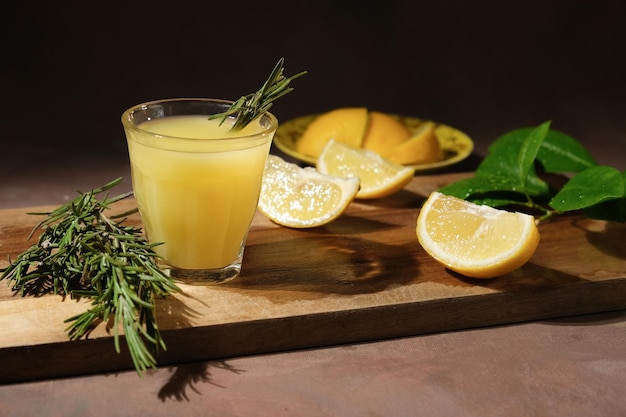 Limoncello Italienisches alkoholisches Zitronengetränk