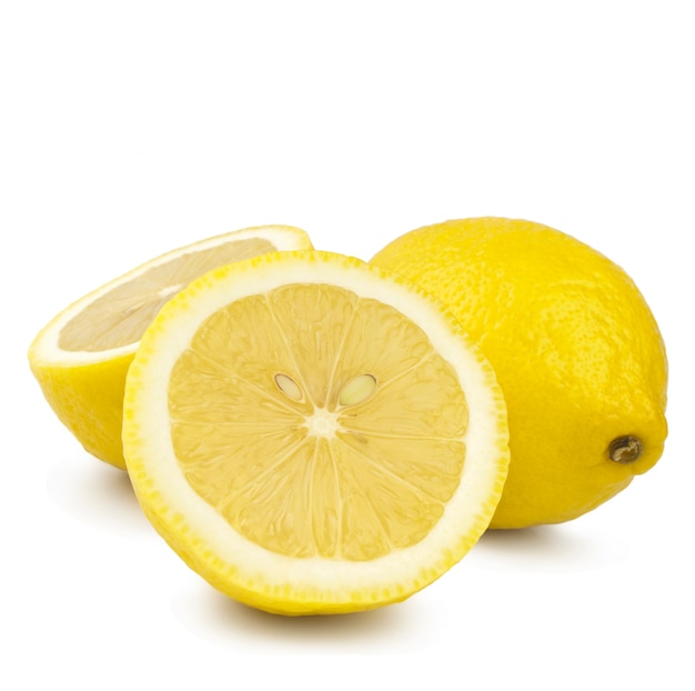 limones aislados en blanco