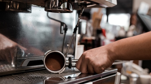 Linda adulteradora de café para máquina de café