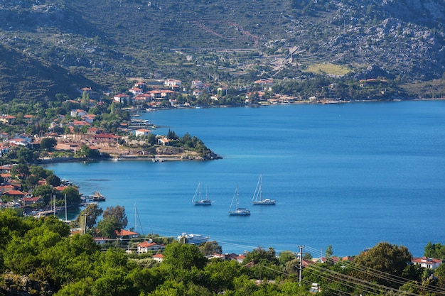 Linda costa marítima na Turquia