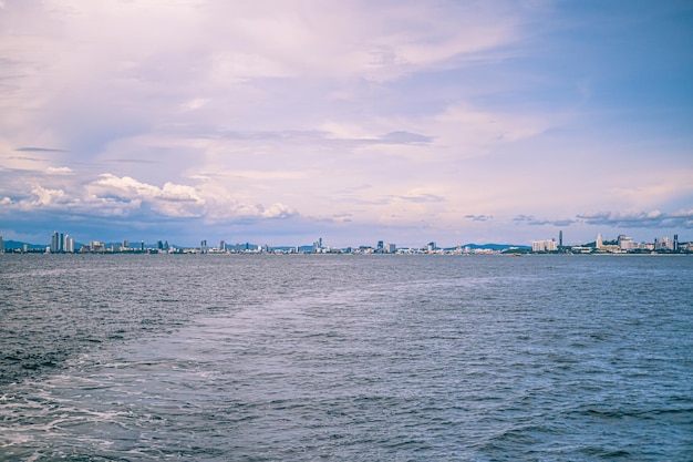 Linda paisagem marítima e urbana em Pattaya Chonburi Tailândia