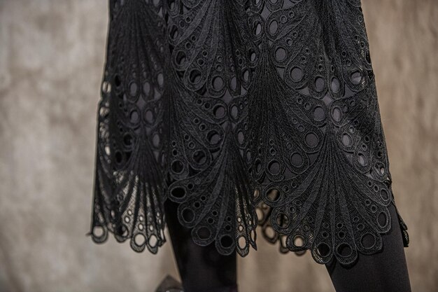 Linda renda Detalhes de um vestido preto de renda