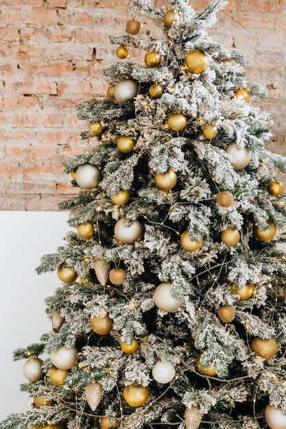 lindas decorações de Natal e presentes sob a árvore de Natal