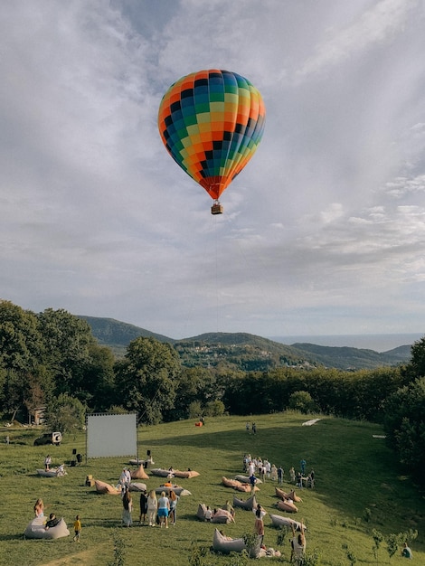 Foto lindo balão de ar quente