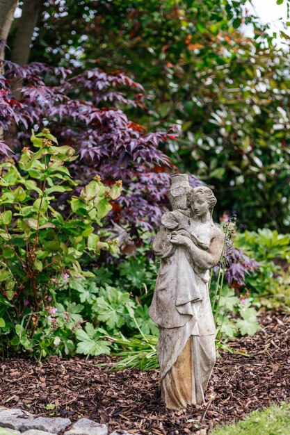 Foto lindos jardins britânicos elementos de jardim no reino unido