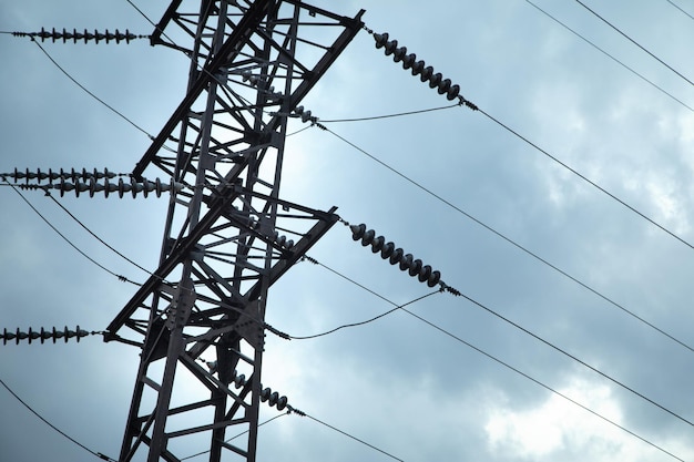 Línea eléctrica de transmisión Torre de alta tensión