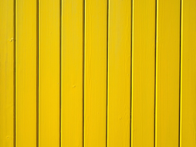 Línea de madera textura vertical tablón rústico amarillo en fondo de madera