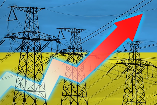 Linha de energia e bandeira da Ucrânia Crise energética Conceito de crise energética global