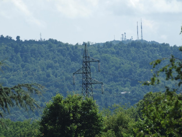 Linha de transmissão de energia elétrica