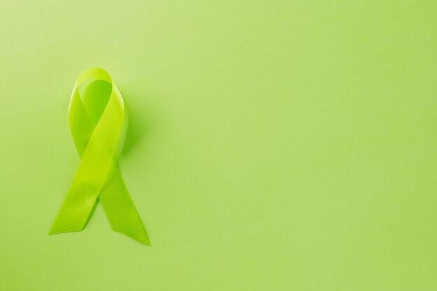 Foto linha verde de conscientização do mês do câncer de vesícula biliar e do ducto biliar