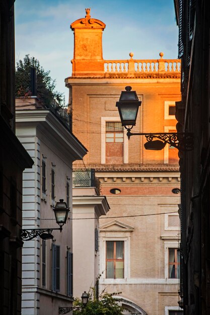 Linterna de calle vieja en Roma