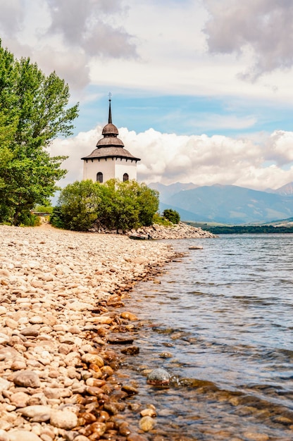 Liptovska Mara é um reservatório de água na região de Liptov abaixo dos Tatras na Eslováquia