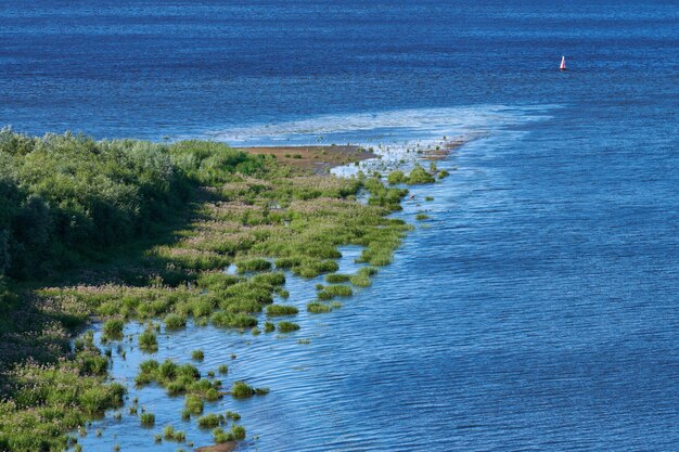 Litoral da ilha, vista aérea de cima