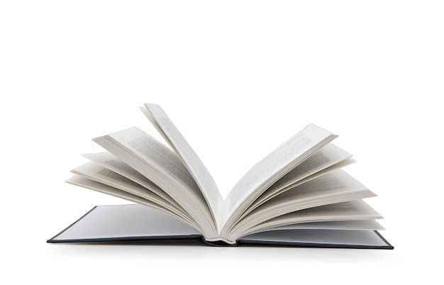 Livro aberto isolado em fundo branco Livro