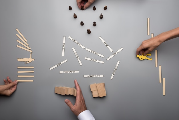 Foto lluvia de ideas del equipo empresarial para un nuevo proyecto