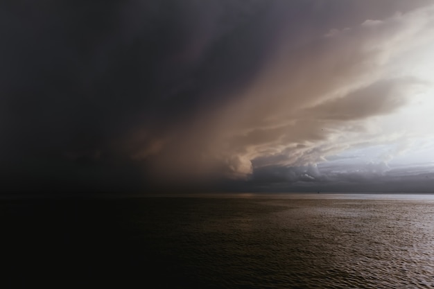 Lluvia en el lago leman