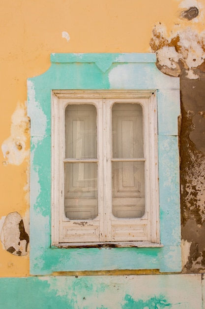 Loca ventana pintada