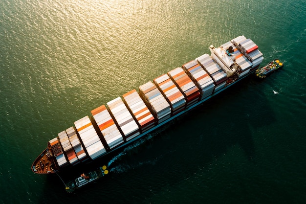 Logística e transporte de navios de carga de contêineres Serviço comercial de importação exportação internacional