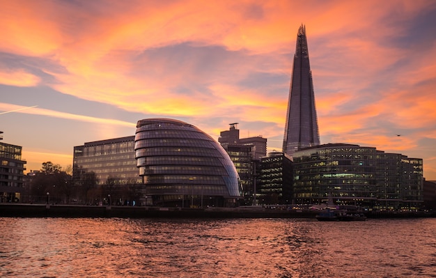 Foto londres área urbana del río támesis.