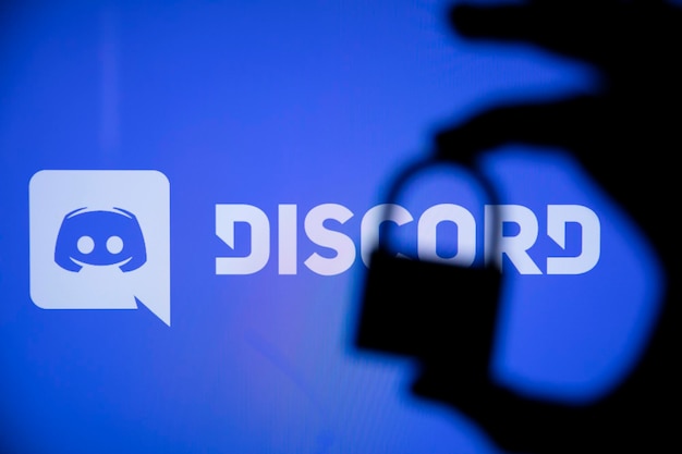 Londres uk maio 2021 discord logotipo da rede social com um cadeado de segurança