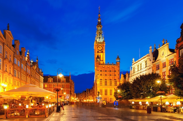 Long Market Street con el Ayuntamiento, Gdansk, Polonia