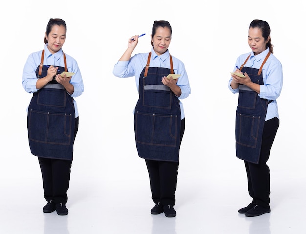 Longitud total 40s 50s Asian Senior Woman café barista camarera trabajando duro pensando en la receta del menú