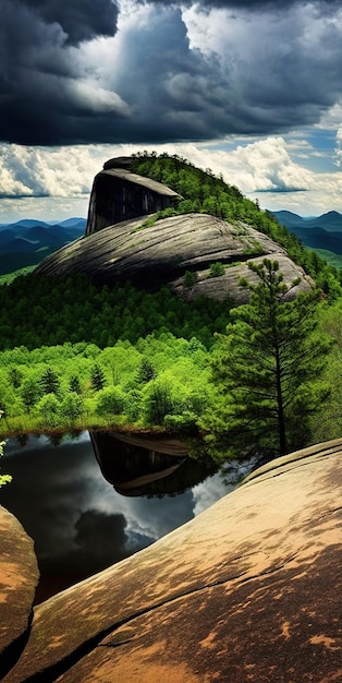 Foto looking glass rock im pisgah national forest, north carolina, usa