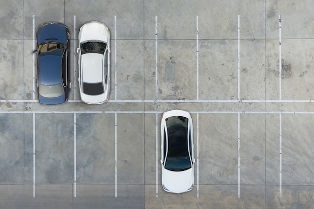 Lotes de estacionamento vazios, vista aérea.