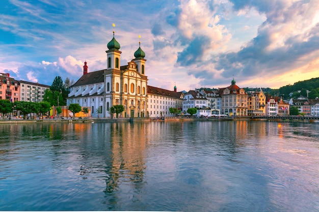 Lucerna al atardecer Suiza