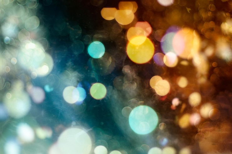 Foto luces alegres para alegrar los días oscuros del invierno, o traer diversión a las largas noches de verano.