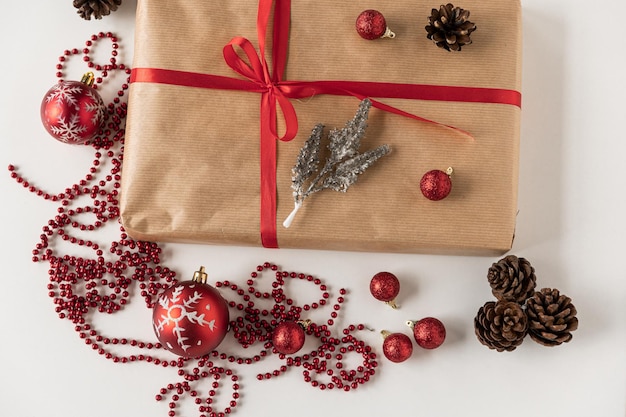 Luces doradas de Navidad desenfocadas en efecto bokeh Espacio de copia Se puede usar como papel tapiz Se puede usar para la celebración de Año Nuevo