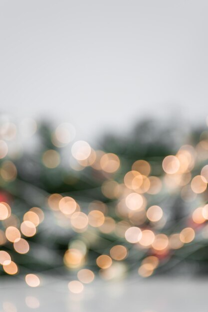 Luces navideñas doradas desenfocadas en efecto bokeh Copiar espacio Se puede utilizar como fondo de pantalla Se puede utilizar para la celebración de Año Nuevo