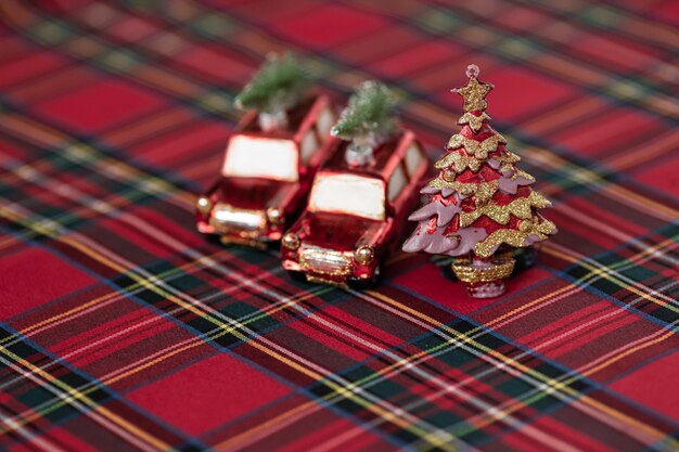 Luces navideñas doradas desenfocadas en efecto bokeh Copiar espacio Se puede utilizar como fondo de pantalla Se puede utilizar para la celebración de Año Nuevo