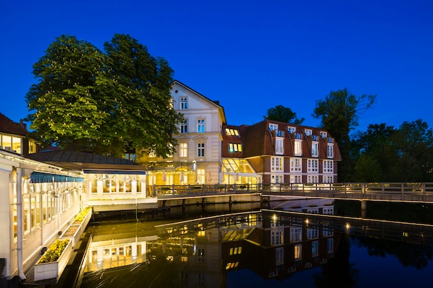 Lüneburg Ilmenau und Altstadt bei Nacht