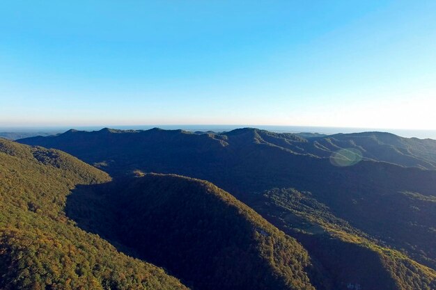 Luftansicht der Berglandschaft am Tag